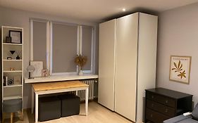 AS Apartament szpital Kopernika Szpital Matki Polki Ptak Mandoria Orientarium Atlas Arena Fala Plac zabaw- Ciasna 14 bezpłatny parking